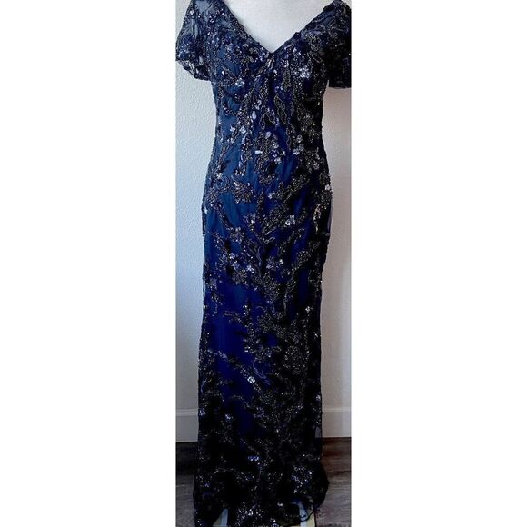 $785 La Femme Dress Beaded Column Gown Navy Blue Sz 4 - Picture 3 of 5